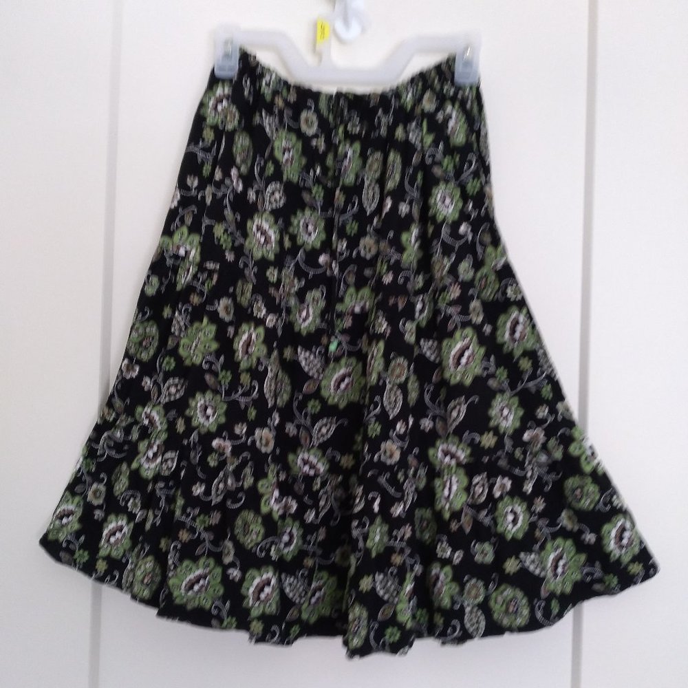 Pretty, flowy spring/summer skirt